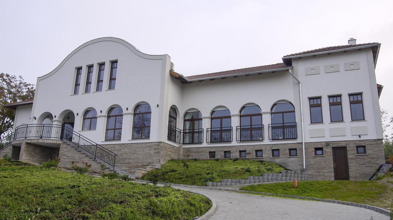 Radhe Resort Es Syam Meditacios Es Rendezvenykozpont Somogyvámos Eksteriør billede